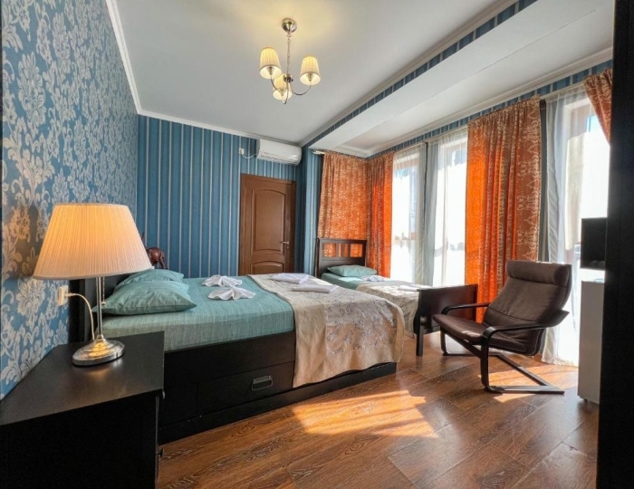 Номер стандарт с 1 двуспальной кроватью - Отель «Медовый» Гагра